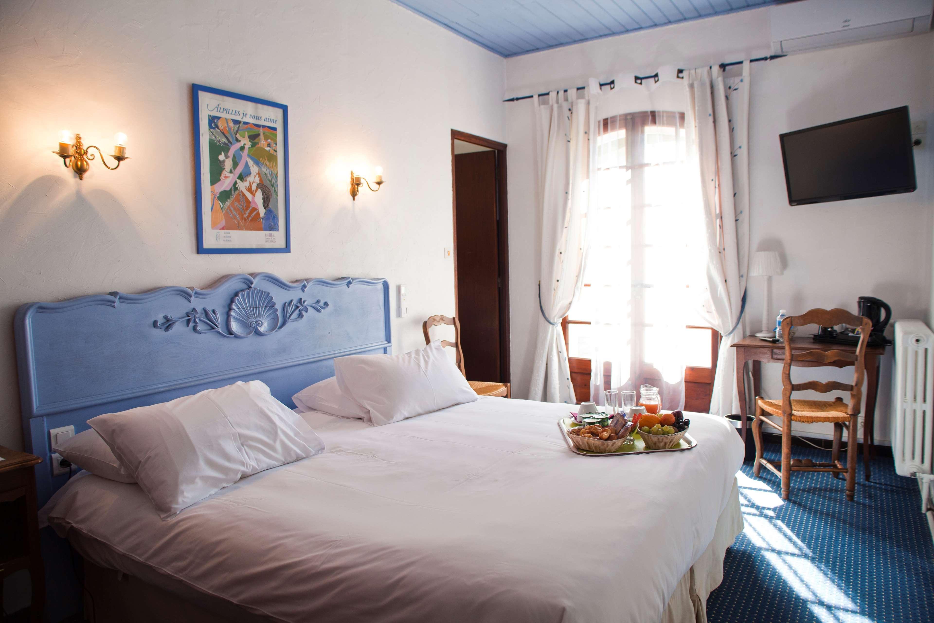 Best Western Le Val Majour Фонвией Екстериор снимка